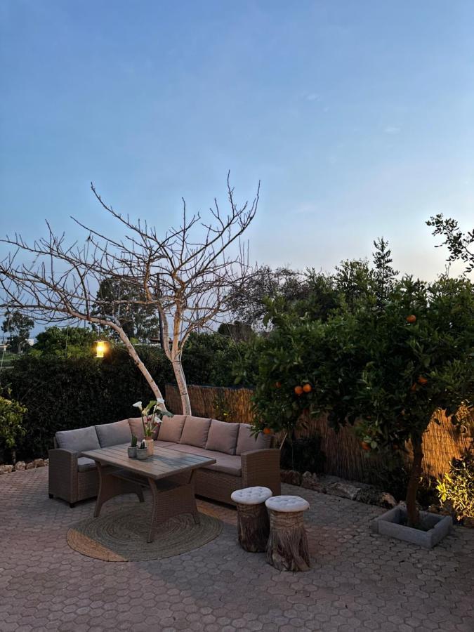 Villa Aspasia With Private Jacuzzi - Oasis Resort Коккинос Пиргос Экстерьер фото