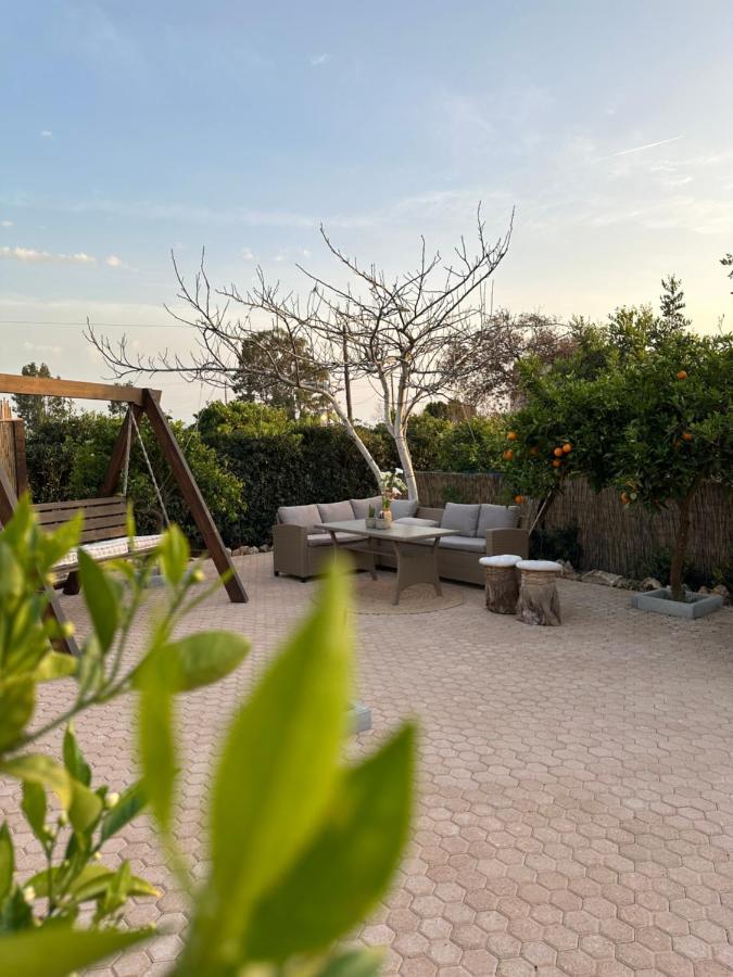 Villa Aspasia With Private Jacuzzi - Oasis Resort Коккинос Пиргос Экстерьер фото