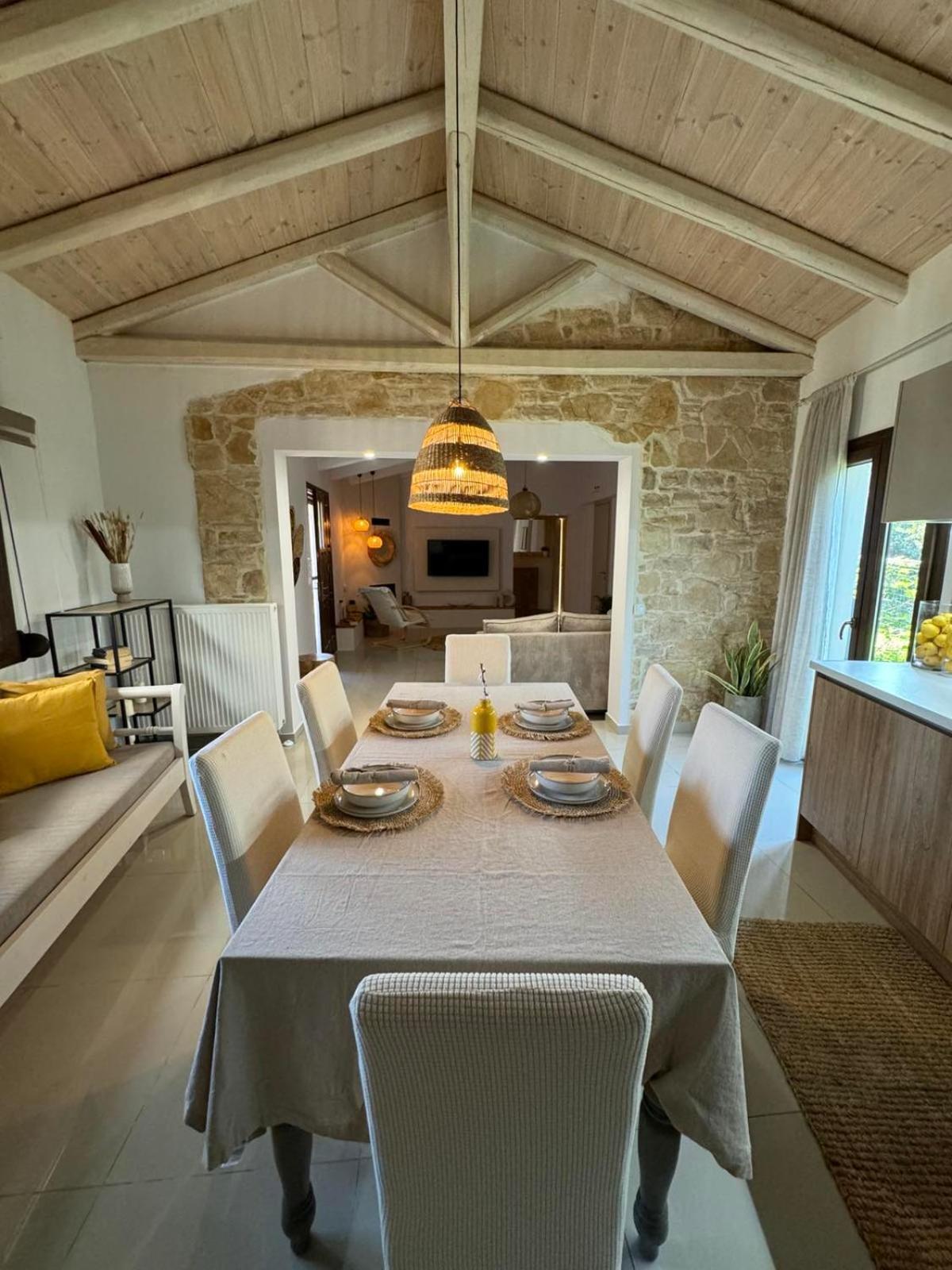 Villa Aspasia With Private Jacuzzi - Oasis Resort Коккинос Пиргос Экстерьер фото