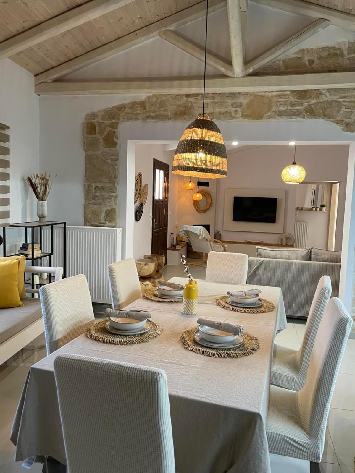 Villa Aspasia With Private Jacuzzi - Oasis Resort Коккинос Пиргос Экстерьер фото