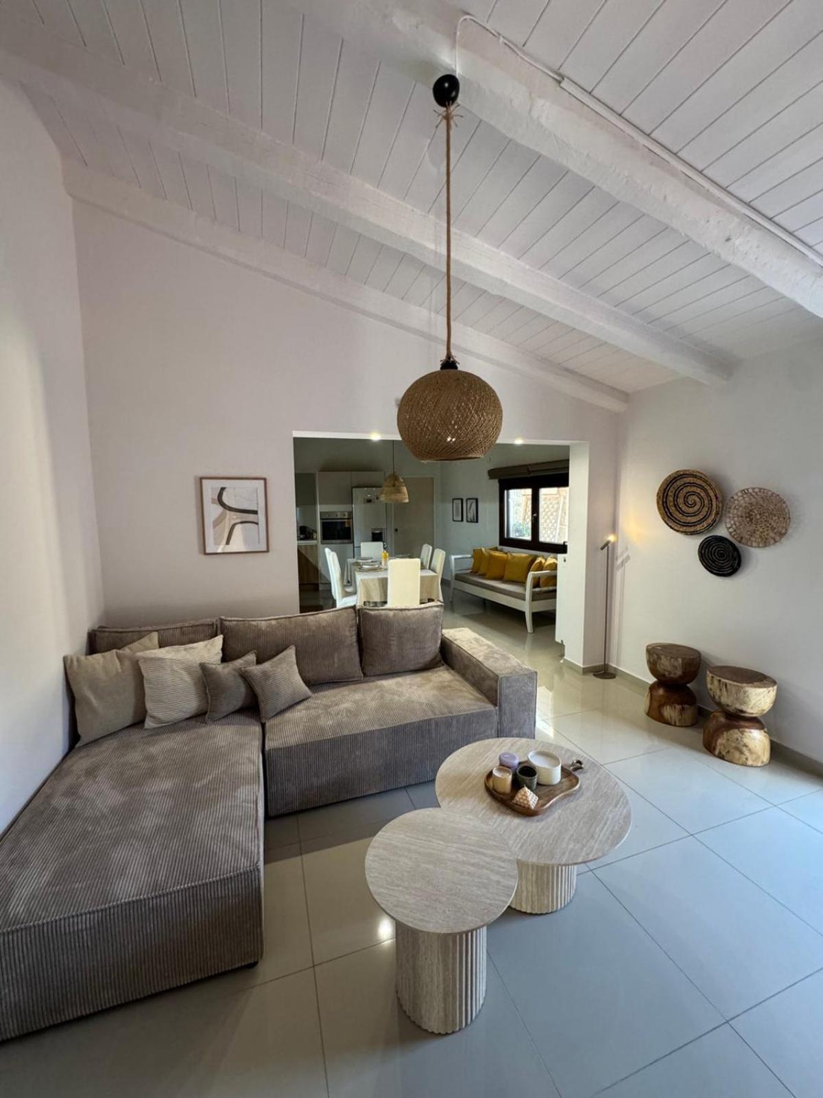 Villa Aspasia With Private Jacuzzi - Oasis Resort Коккинос Пиргос Экстерьер фото